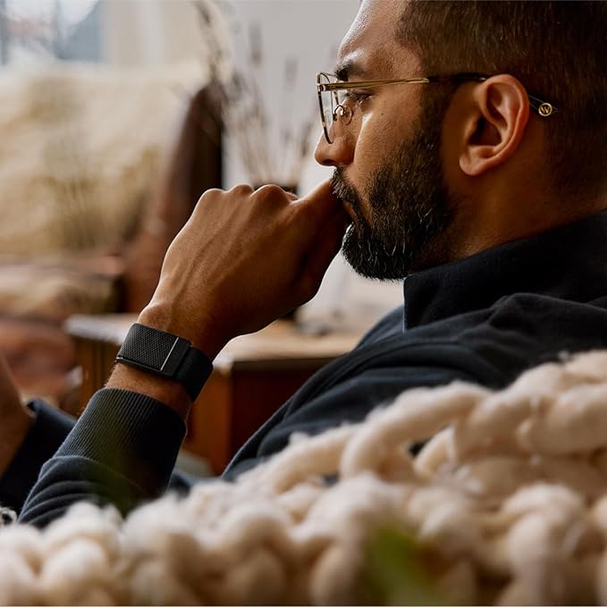 WHOOP PEAK 5.0 Activity Tracker - 12 Month Membership - Health and Fitness Tracker, Sleep Tracking, Personalized Coaching